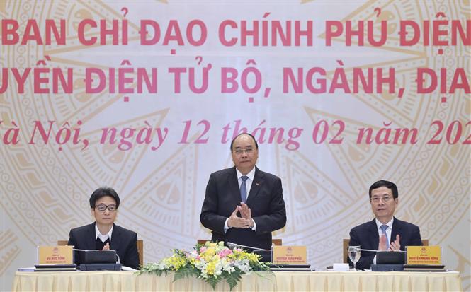 Thủ tướng Nguyễn Xuân Phúc, Chủ tịch Ủy ban Quốc gia về Chính phủ điện tử chủ trì hội nghị