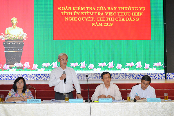 Bí thư Tỉnh ủy Nguyễn Phú Cường làm việc với Ban Thường vụ Thành ủy Biên Hòa về kết quả thực hiện nghị quyết, chỉ thị của Đảng năm 2019