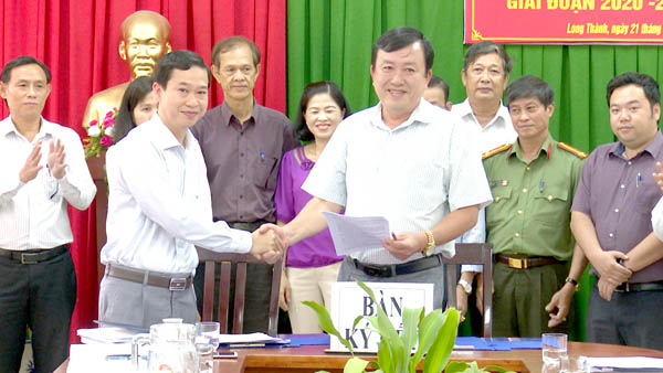 Ký kết phối hợp giữa MTTQ Việt Nam H.Long Thành và Trung tâm VH-TTTT H.Long Thành