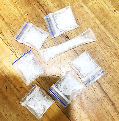 Các gói ma túy đá công an thu giữ của đối tượng Võ Thị Bích Thủy