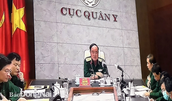 Thượng tướng Trần Đơn chỉ đạo tại hội nghị