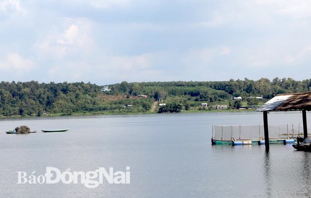 Hồ Sông Mây (H.Trảng Bom) là nơi có trữ lượng nước lớn