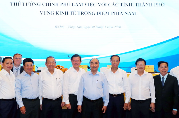 Thủ tướng Nguyễn Xuân Phúc, các Phó Thủ tướng cùng các đại biểu dự Hội nghị. - Ảnh: VGP