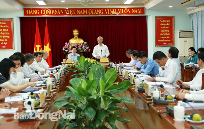 Bí thư Tỉnh ủy Nguyễn Phú Cường phát biểu tại buổi làm việc. Ảnh: Huy Anh