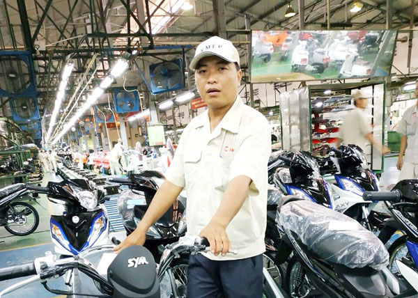 Anh Mai Văn Hải, Tổ trưởng phát triển dự án Công ty hữu hạn Chế tạo công nghiệp và gia công chế biến hàng xuất khẩu Việt Nam