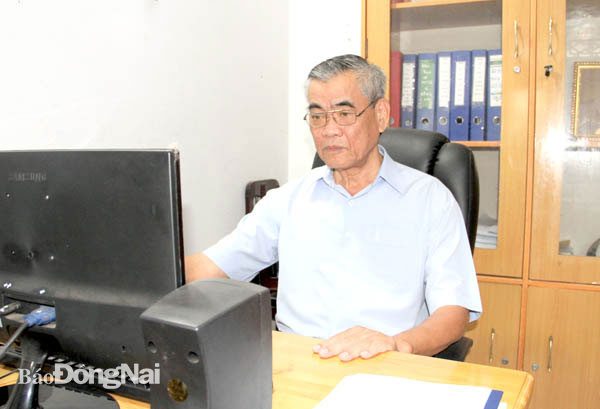 Ông Nguyễn Văn Chư, Trưởng ban đại diện Hội Người cao tuổi H.Thống Nhất. Ảnh: V.Truyên