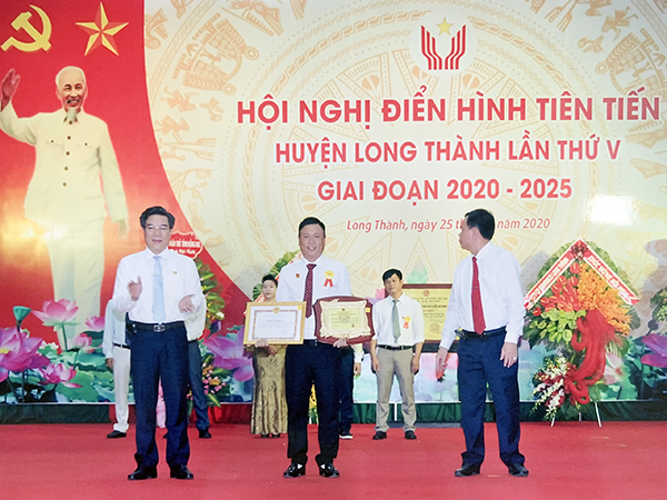 Anh Phan Đình Cảnh được tuyên dương điển hình tiên tiến giai đoạn 2015-2020 của H.Long Thành