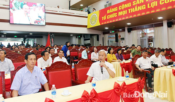 Bí thư Tỉnh ủy Nguyễn Phú Cường phát biểu tại buổi tổng duyệt
