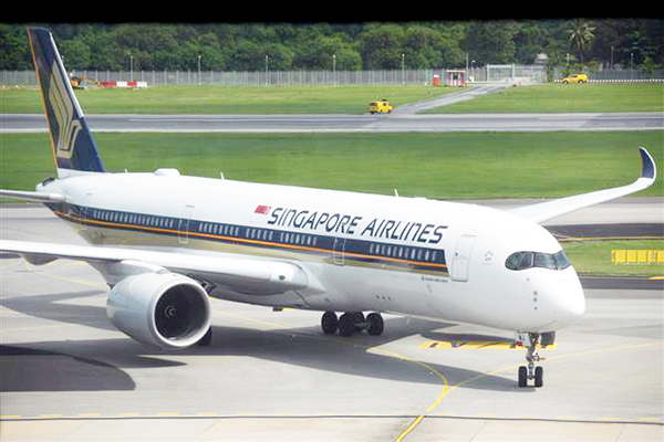 Máy bay của hãng hàng không Singapore Airlines tại sân bay Changi