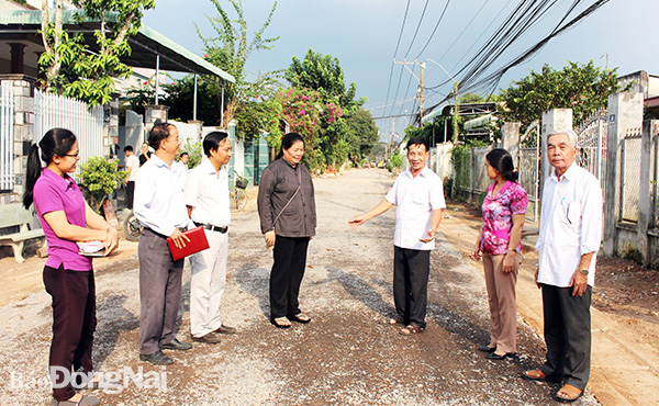 Nhờ kiên trì giám sát và phản biện xã hội, tuyến đường 32 liên ấp Quảng Phát - Quảng Biên, xã Quảng Tiến (H.Trảng Bom) đang được xây dựng