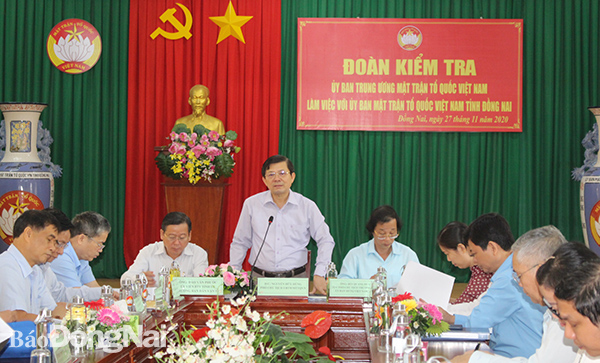 Phó chủ tịch Ủy ban Trung ương MTTQ Việt Nam Nguyễn Hữu Dũng phát biểu tại buổi kiểm tra