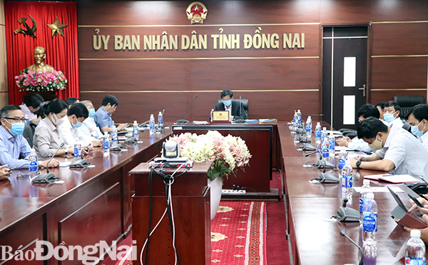 Phó chủ tịch UBND tỉnh Võ Văn Phi chủ trì Hội nghị trực tuyến tại Đồng Nai