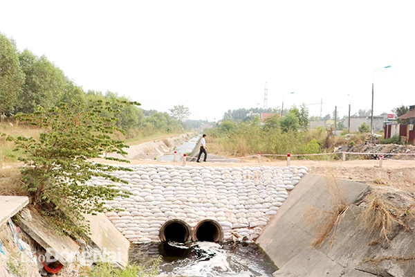 Dự án Hệ thống thoát nước suối Nước Trong, H.Long Thành bị chậm tiến độ vì vướng mặt bằng