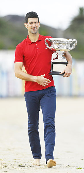 Djokovic tại Melbourne ngày 22-2-2021. Ảnh: Reuters