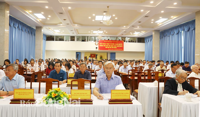 Lãnh đạo tỉnh, các cán bộ của tỉnh dự hội nghị tại điểm cầu chính Hội trường Tỉnh ủy