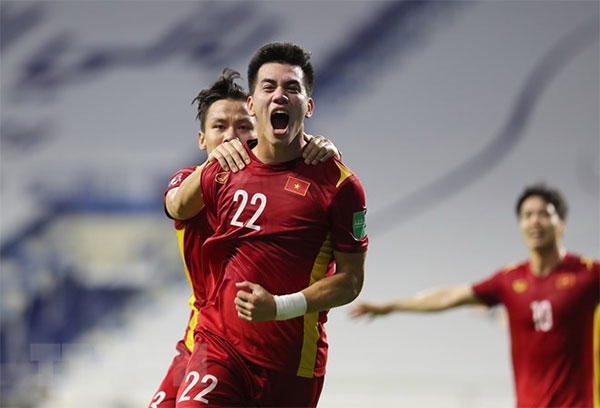 Tiền đạo Tiến Linh vui mừng khi ghi bàn thắng vào lưới đội tuyển Malaysia. Ảnh: TTXVN