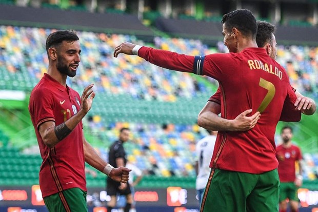 Bruno Fernandes và Ronaldo cùng nổ súng ở trận giao hữu mới nhất của đội tuyển Bồ Đào Nha (Nguồn: Getty)
