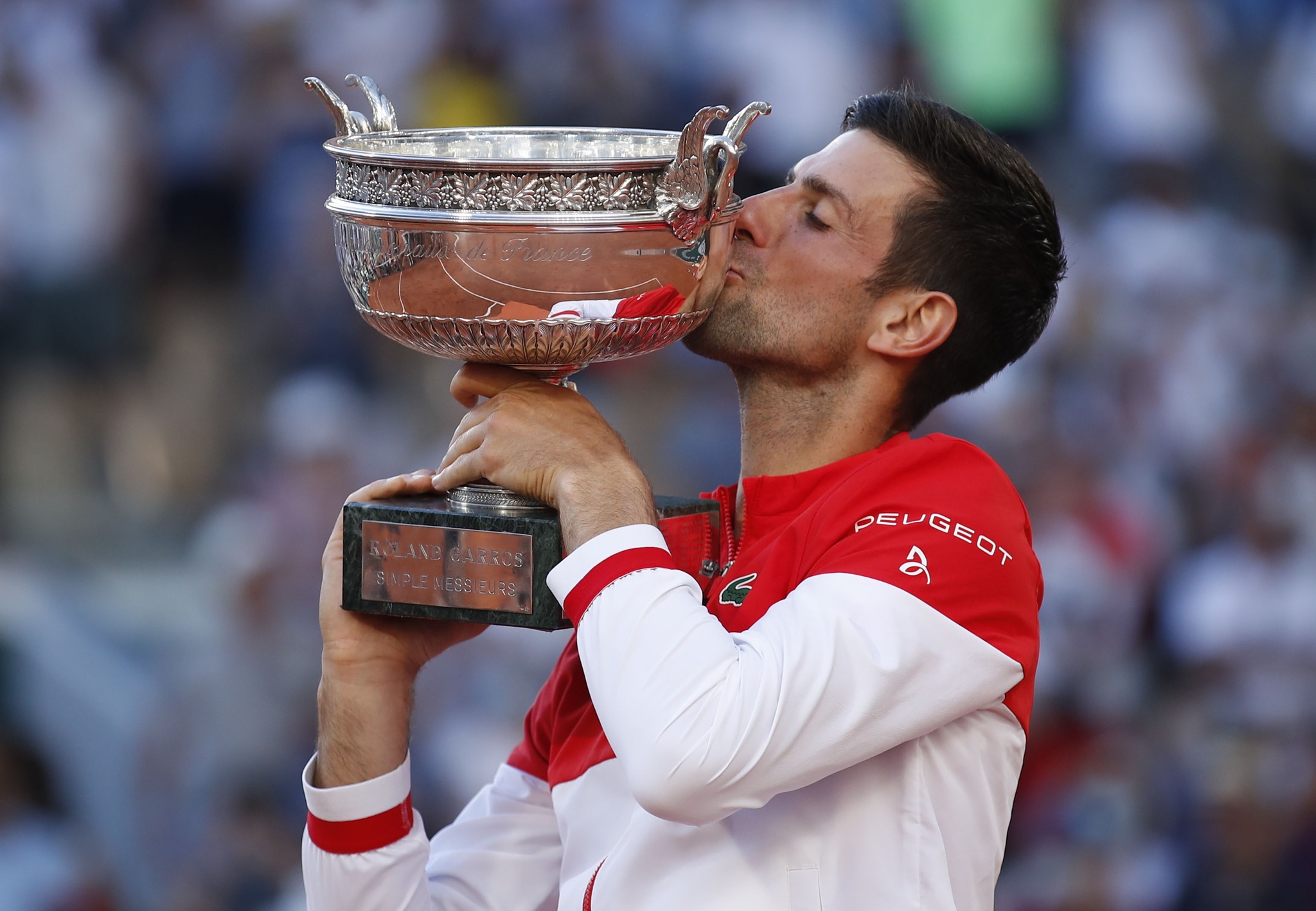 Djokovic đã giành được chức vô địch Pháp mở rộng thứ 2 trong sự nghiệp Reuters/AFP