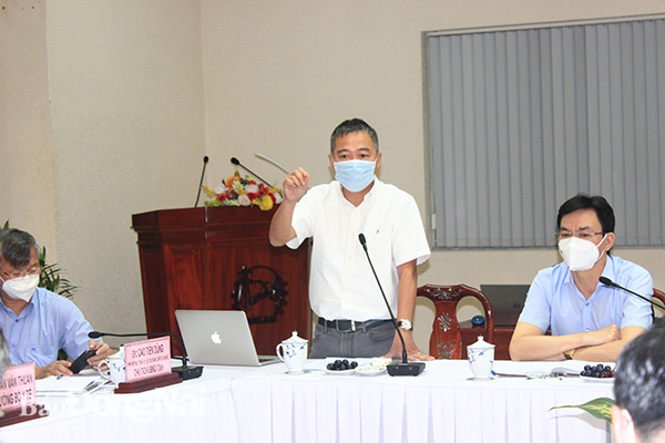 PGS-TS.Nguyễn Lân Hiếu, Giám đốc Bệnh viện đại học Y Hà Nội chia sẻ kinh nghiệm điều trị bệnh nhân Covid-19 với tỉnh Đồng Nai.