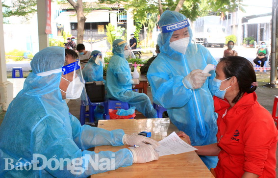 Tiêm vaccine cho người dân trên địa bàn TP.Biên Hòa