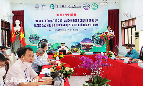 Phó chủ tịch UBND tỉnh Võ Văn Phi phát biểu khai mạc hội thảo