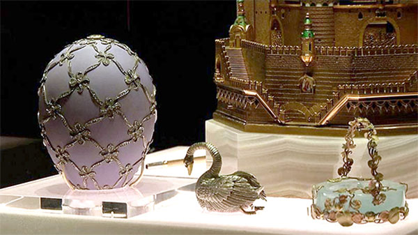 Một số tác phẩm trong buổi triển lãm Fabergé in London: Romance and Revolution ở Vương quốc Anh