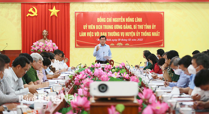 Bí thư Tỉnh ủy Nguyễn Hồng Lĩnh phát biểu chỉ đạo tại buổi làm việc. Ảnh: Huy Anh