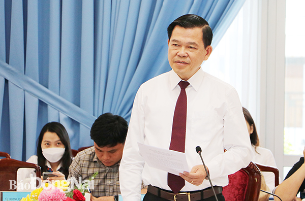 Ủy viên Trung ương Đảng, Bí thư Tỉnh ủy Nguyễn Hồng Lĩnh phát biểu tại hội thảo.