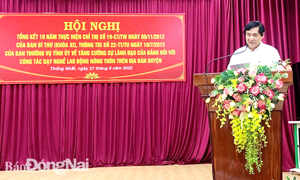 Đồng chí Nguyễn Sơn Hùng- Phó Chủ tịch UBND tỉnh phát biểu chỉ đạo tại hội nghị