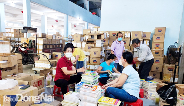 Công ty CP Sách và thiết bị trường học Đồng Nai đã phân phối 80% lượng sách giáo khoa đến các trường