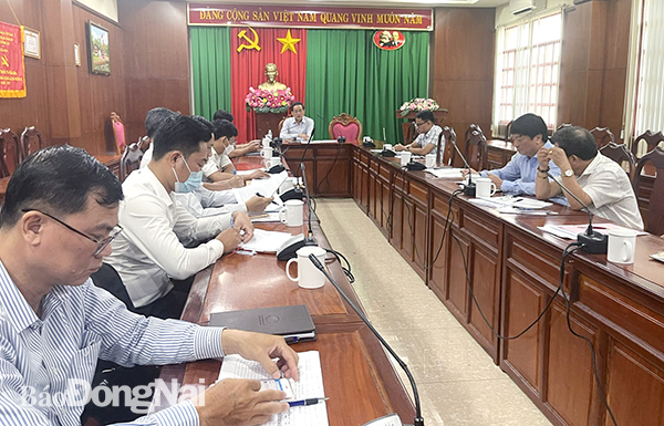 Các cấp ủy trường học dự giao ban 9 tháng với Thành ủy Biên Hòa.