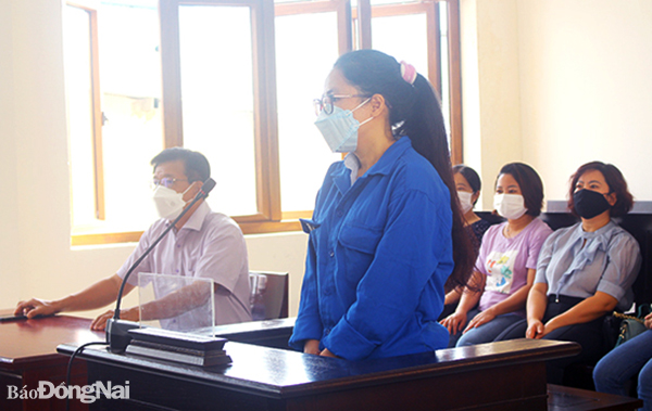 Bị cáo Trương Nguyễn Thị Lan Thảo tại phiên tòa xét xử sơ thẩm hình sự. Ảnh: T.Tâm