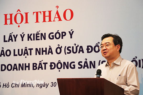 Bộ trưởng Bộ Xây dựng Nguyễn Thanh Nghị phát biểu tại Hội thảo. Ảnh: Hương Giang