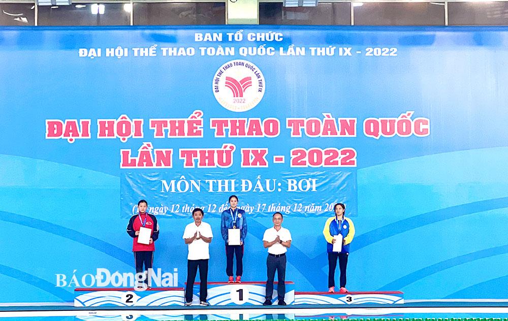 Kình ngư Lê Thu Thủy đoạt HCB cự ly 1.500m tự do nữ  