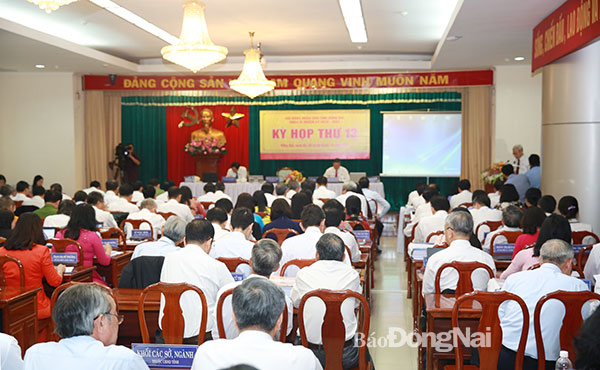 Quang cảnh kỳ họp HĐND tỉnh lần thứ 13