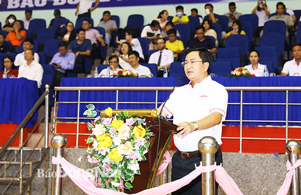 Tổng biên tập Báo Đồng Nai, Trưởng ban tổ chức giải Đào Văn Tuấn phát biểu bế mạc giải. Ảnh: Huy Anh
