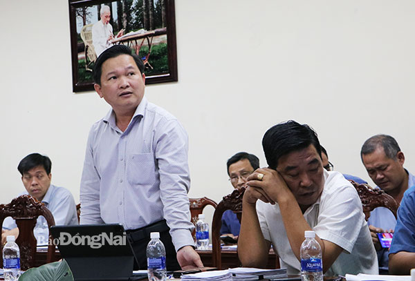 Giám đốc Sở KH-ĐT Nguyễn Hữu Nguyên phát biểu ý kiến tại buổi làm việc. Ảnh: Phạm Tùng