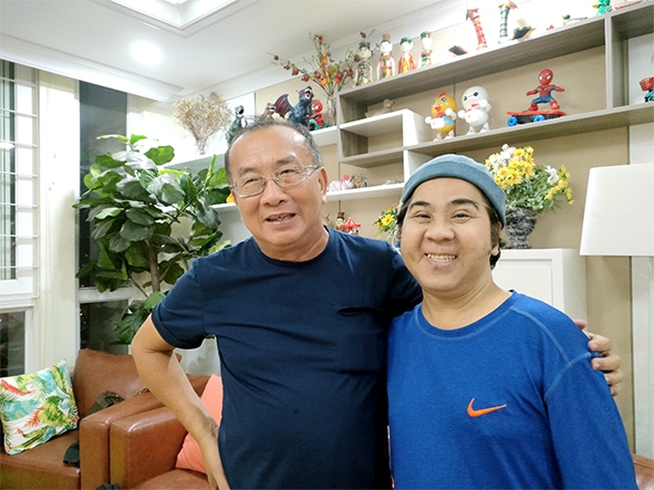 Nghệ sĩ Bạch Long và ông bầu Huỳnh Anh Tuấn. Ảnh: Trí Trọng