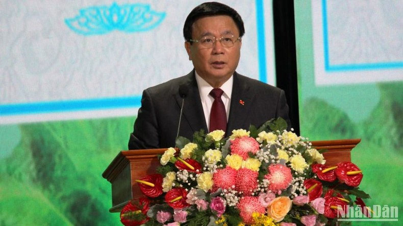 Đồng chí Nguyễn Xuân Thắng phát biểu tại hội thảo.