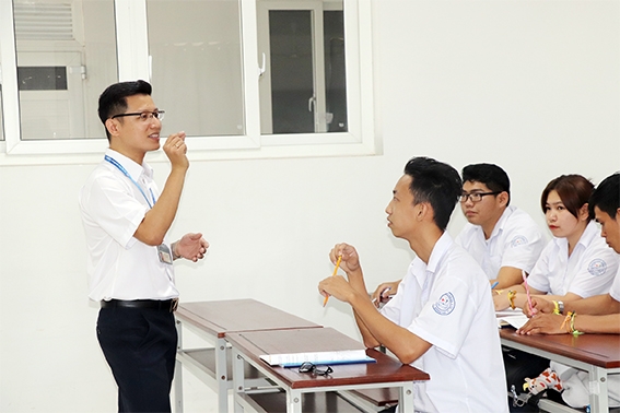 Ths-BS Nguyễn Quốc Huy, Phó phòng phụ trách phòng Quản lý đào tạo - đảm bảo chất lượng - hợp tác quốc tế, Trường cao đẳng Y tế Đồng Nai