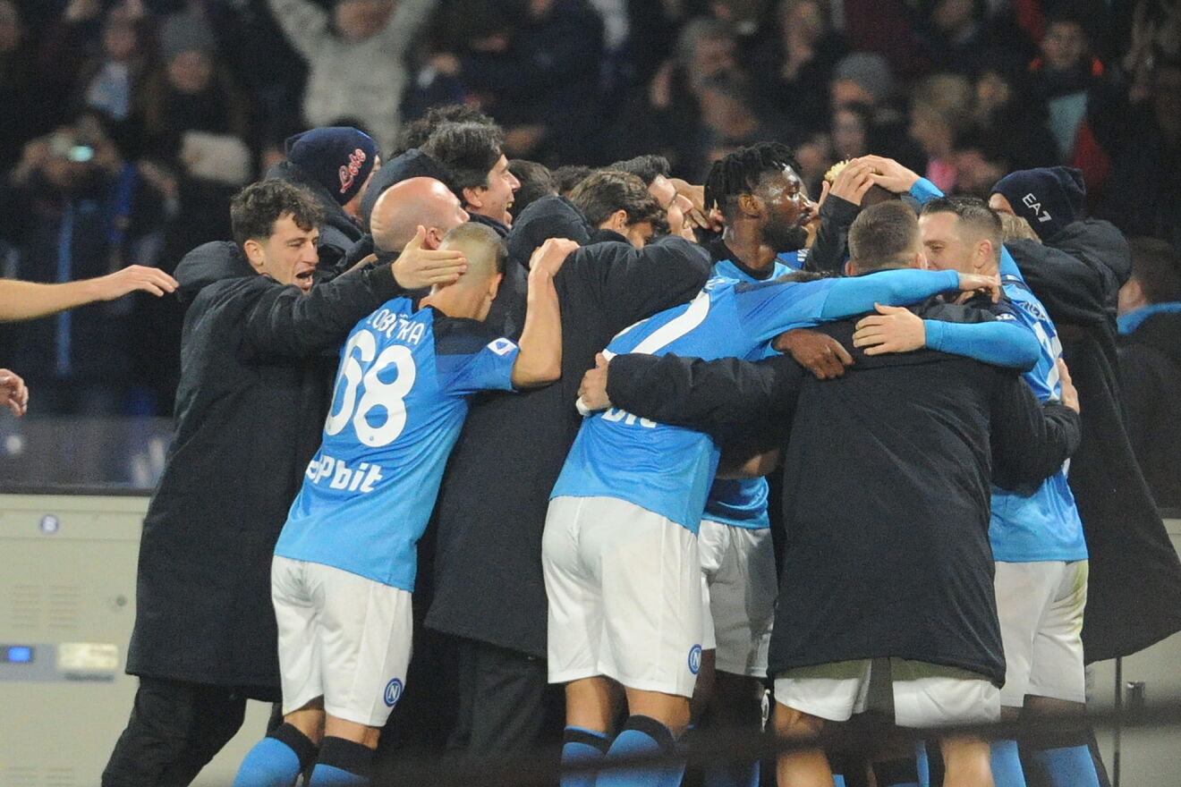 Napoli đang thẳng tiến đến ngôi vô địch Serie A. Ảnh: AFP