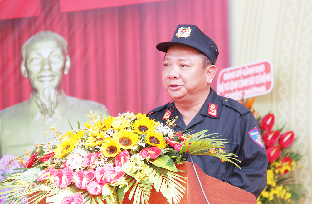 Đại tá Lê Quang Nhân trong buổi lễ thành lập Trung đoàn Cảnh sát cơ động dự bị chiến đấu vào tháng 6-2022