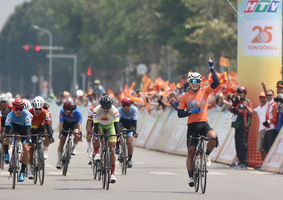 Tay đua Trần Tuấn Kiệt lần thứ 2 liên tiếp nhất chặng