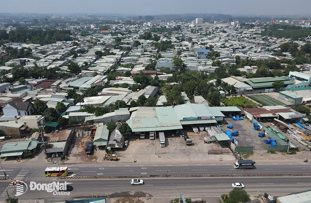 Điểm đầu của đường cao tốc Biên Hòa - Vũng Tàu tại vị trí giao với đường Võ Nguyên Giáp, TP.Biên Hòa. Ảnh: Phạm Tùng