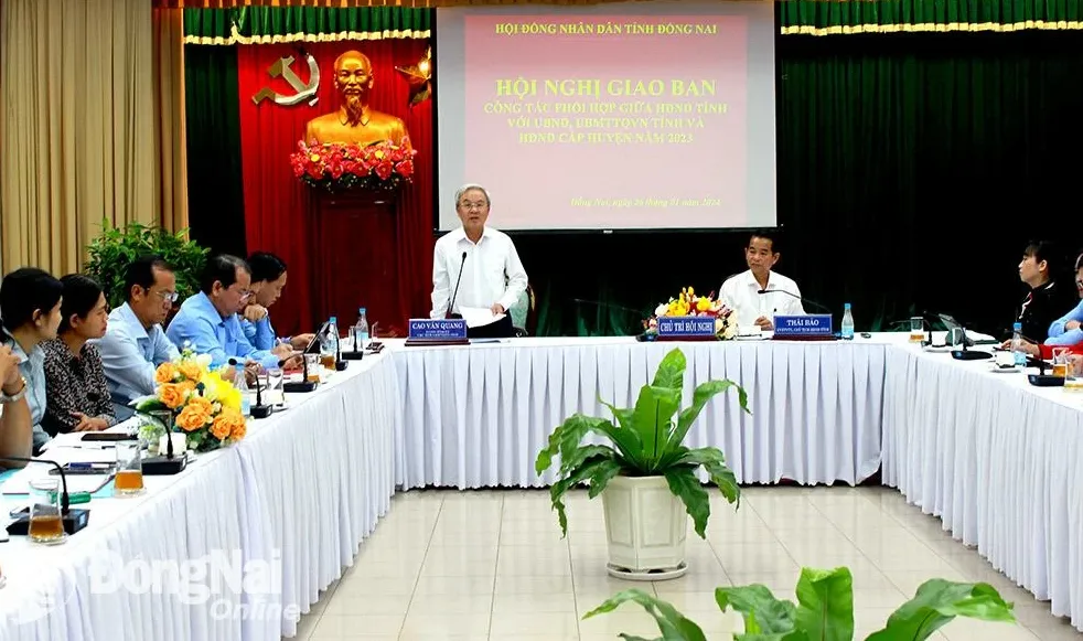 Chủ tịch Ủy ban MTTQ Việt Nam tỉnh Cao Văn Quang phát biểu tại hội nghị
