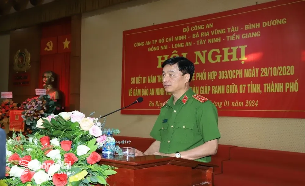 Thượng tướng Nguyễn Duy Ngọc, Thứ trưởng Bộ Công an phát biểu chỉ đạo tại hội nghị