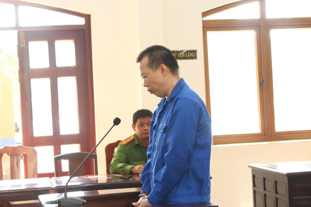 Bị cáo Nguyễn Tiến Lưu giết con ruột bị lãnh án chung thân về tội giết người