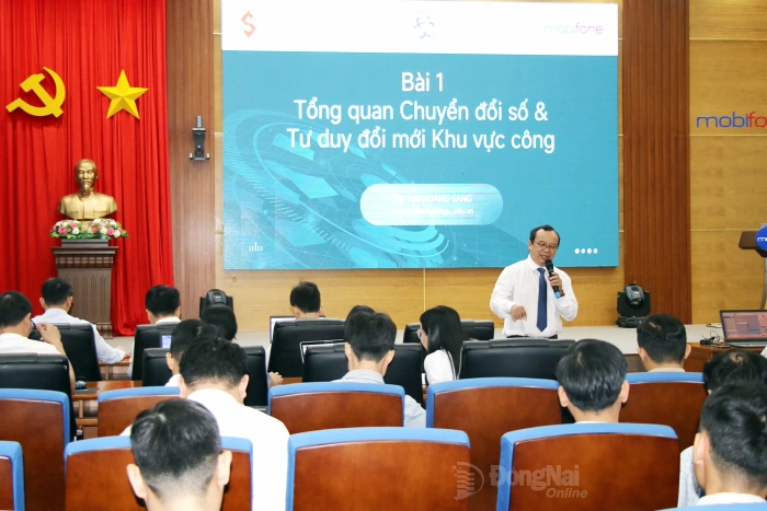 Phát triển nhân lực chất lượng cao trong lĩnh vực khoa học, công nghệ, đổi mới sáng tạo và chuyển đổi số