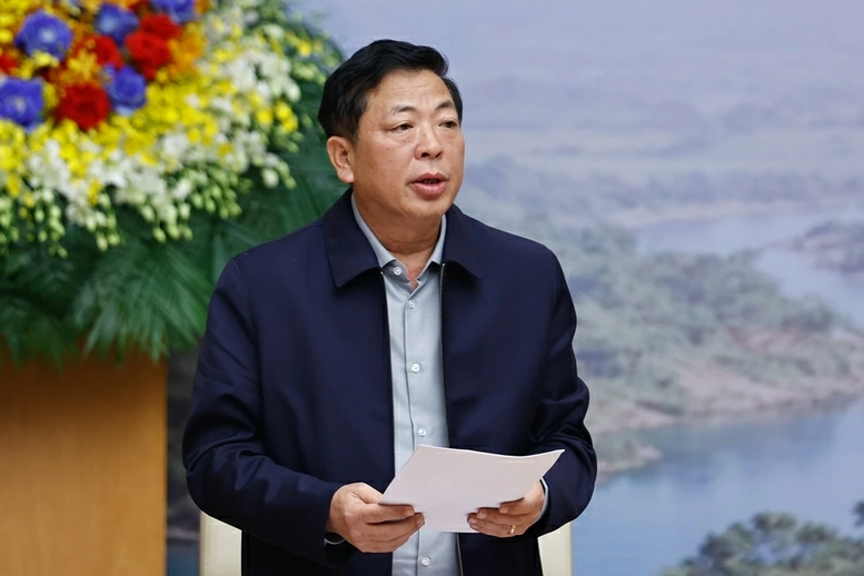 Bộ trưởng Bộ Xây dựng Trần Hồng Minh báo cáo tại Phiên họp - Ảnh: VGP/Nhật Bắc