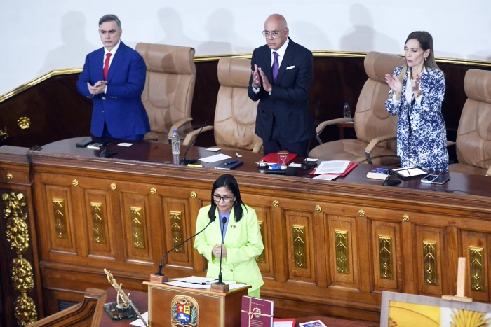 Tổng thống lâm thời Venezuela kêu gọi cải cách ngành dầu khí, thúc đẩy hợp tác quốc tế